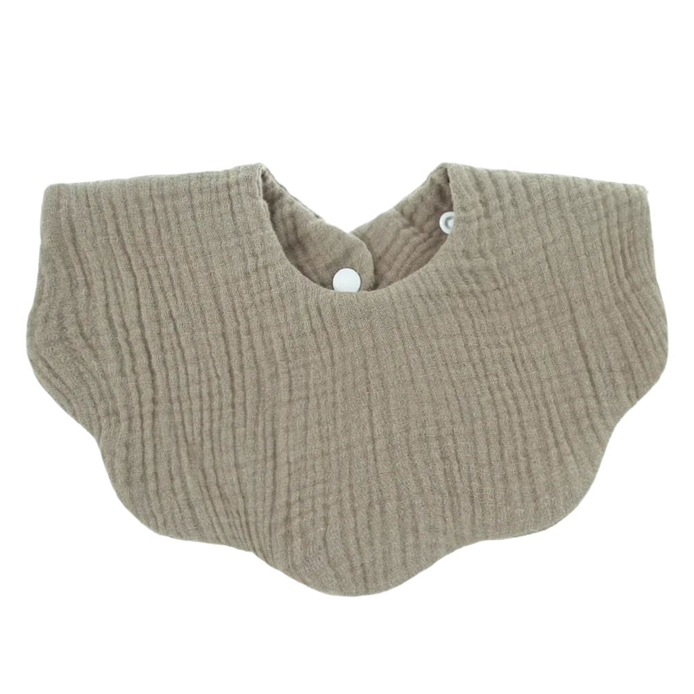 Scalloped Dribble Bib